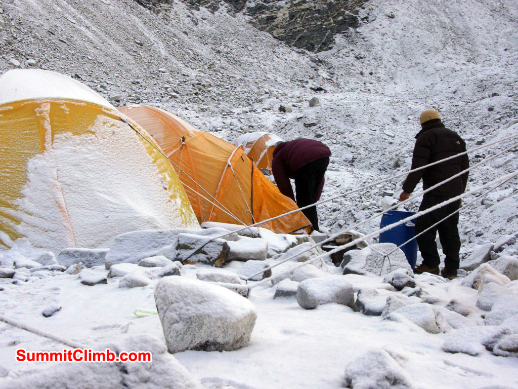 Morning at camp 0.5. Photo Detlef Buckwitz